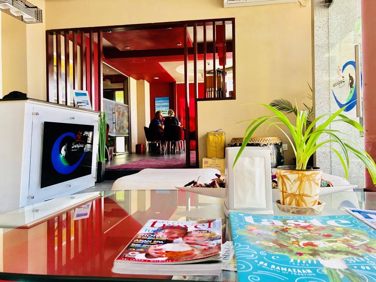 Hotel Surfview Raalhugandu à Malé Extérieur photo